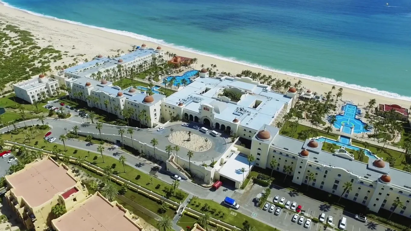 Cabo Airport to Riu Cabo San Lucas Transfer