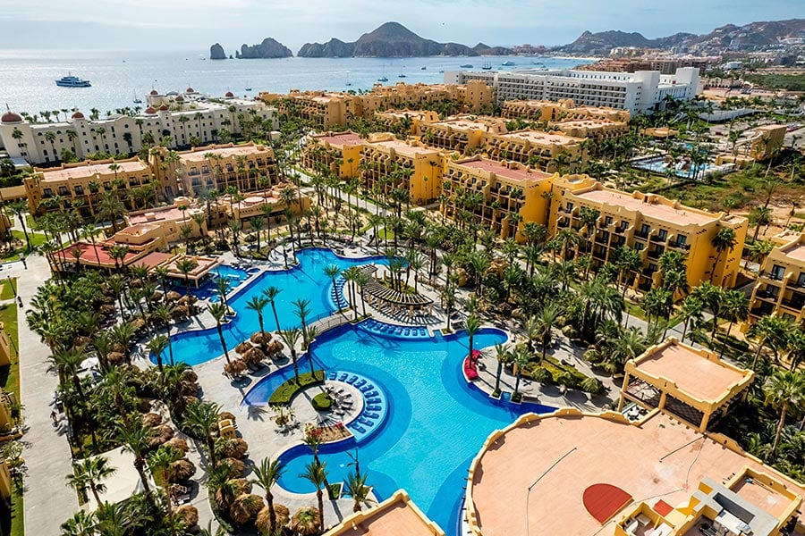Riu Santa Fe Los Cabos https://www.riu.com/es/hotel/mexico/los-cabos/hotel-riu-santa-fe